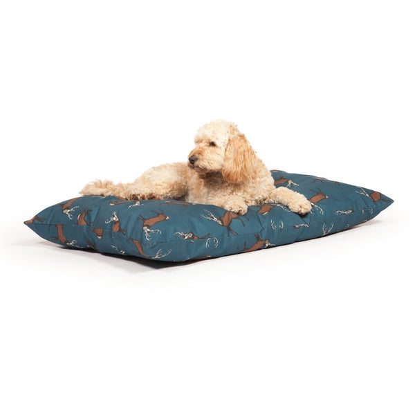 Danish Designs Woodland Stag Luxury Deep Duvet Dog Bed