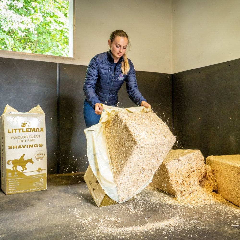 LITTLEMAX Shavings 18Kg - Horse Bedding Bale