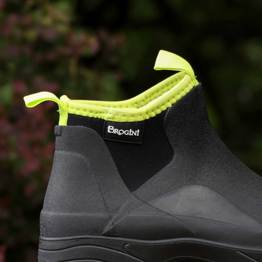 Brogini Carr Slip On Muck Boots Black Lime
