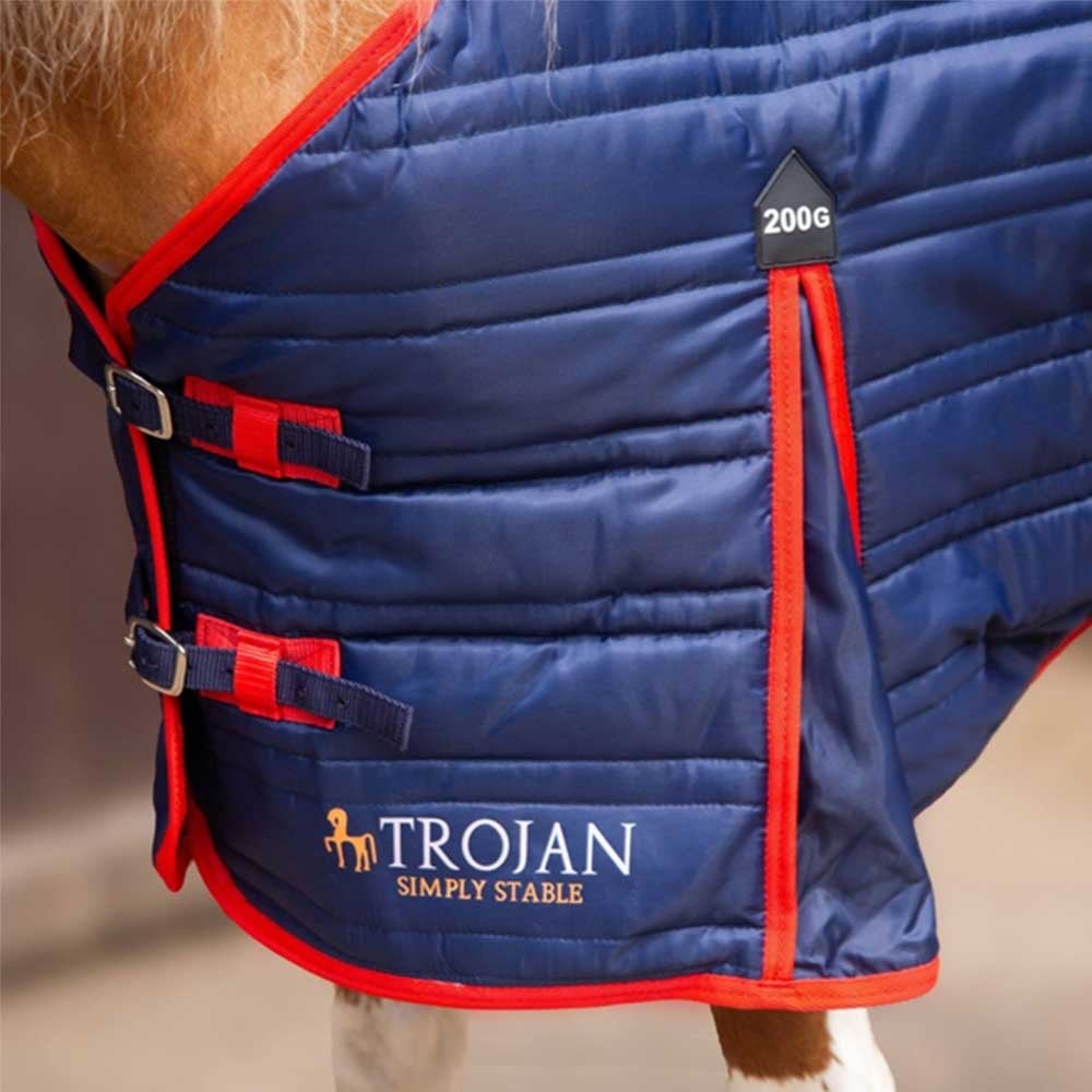Gallop Trojan Stable Rug 200g Navy/Red
