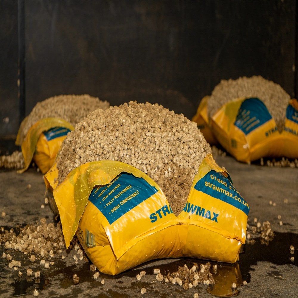 STRAWMAX STRAW Pellets - Horse Bedding 15Kg